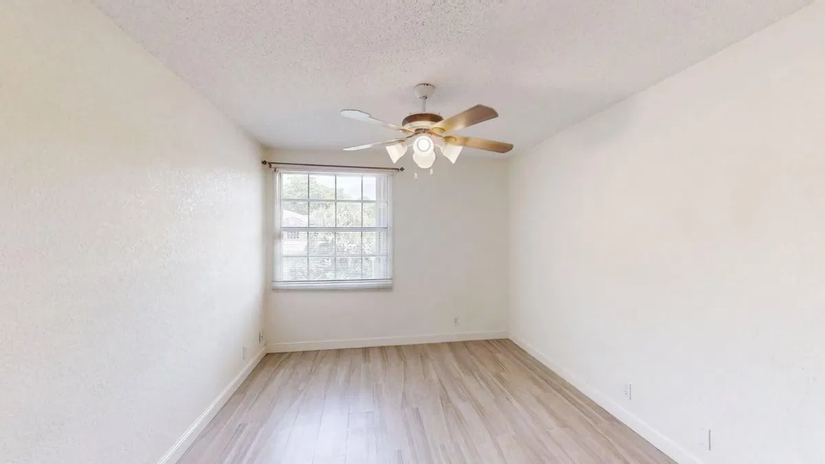 Residence photo 31
