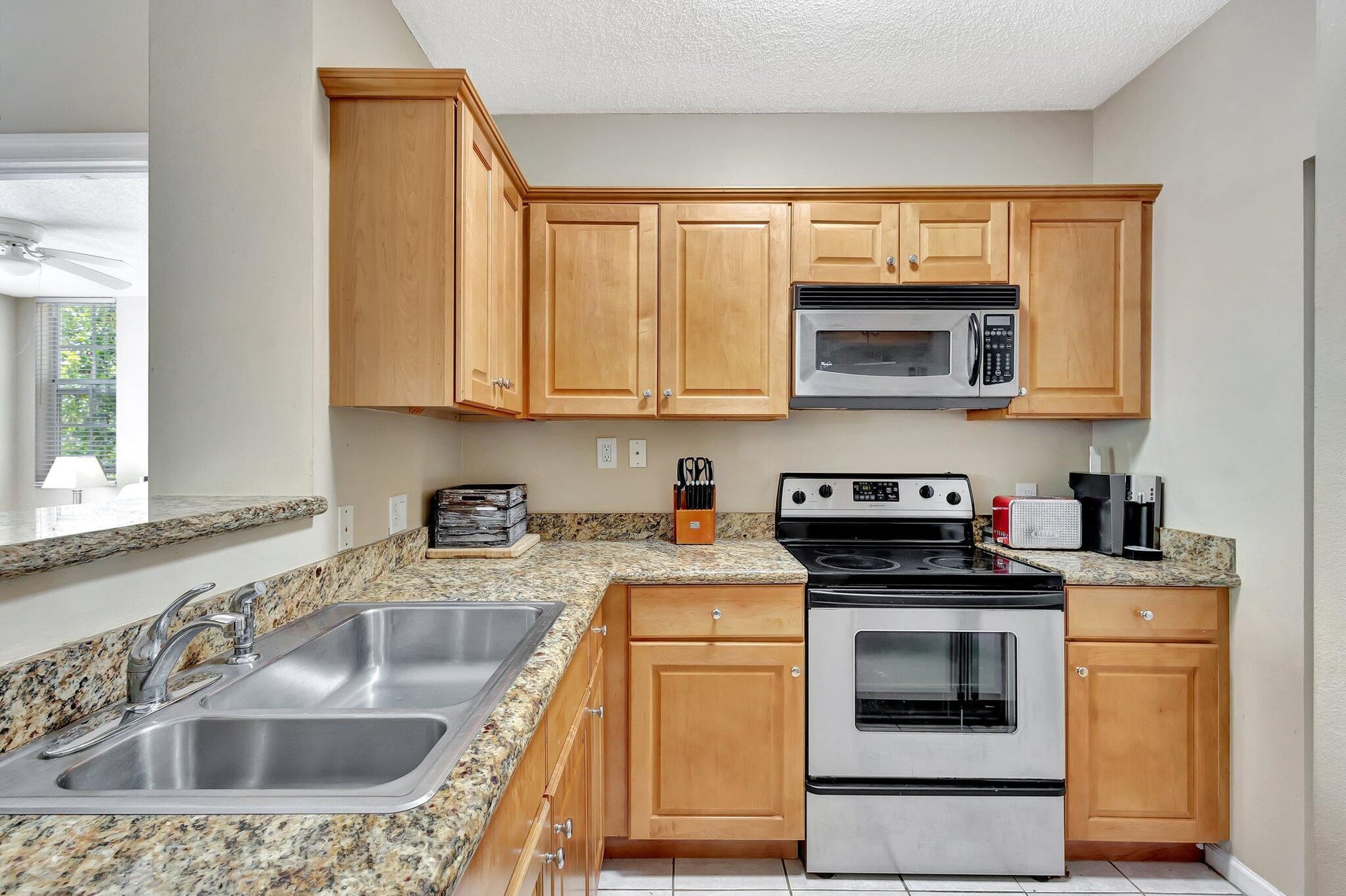  Unit 204 photo 10