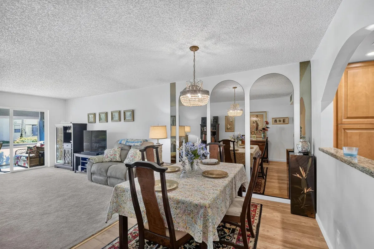 Unit 114 photo 22