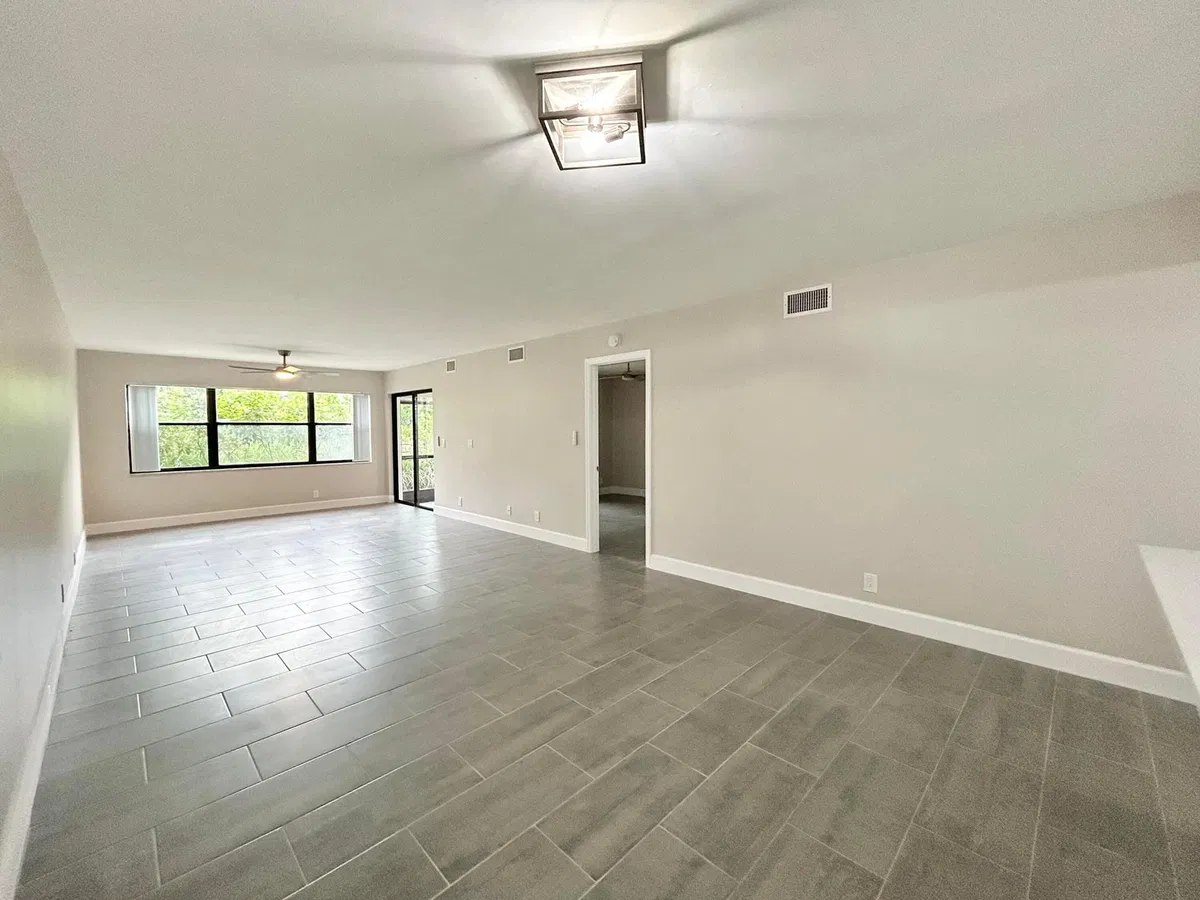 Unit 102 photo 13