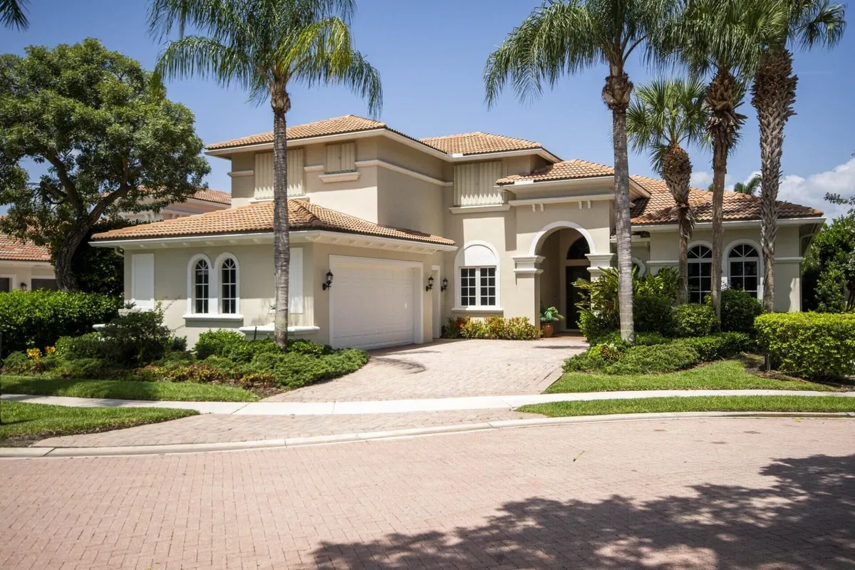 Ibis Golf & Country Club Residence