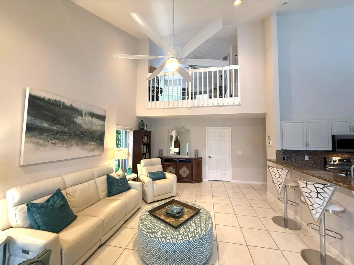 Residence photo 22