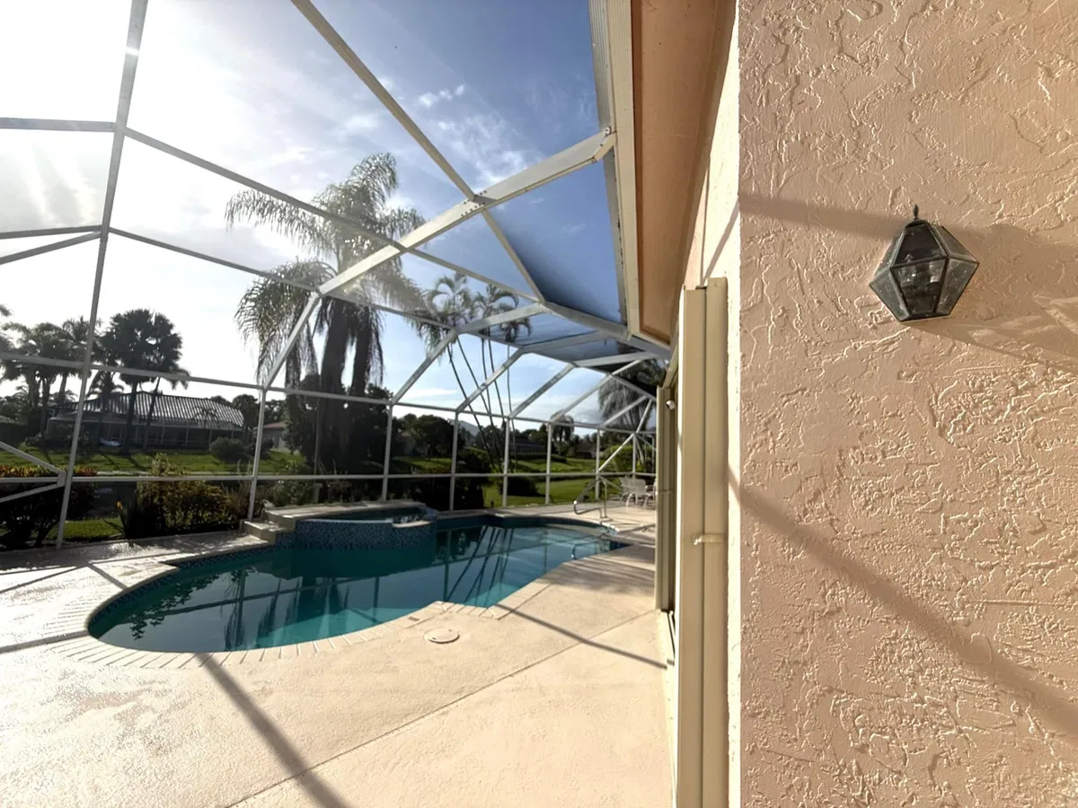Residence photo 34