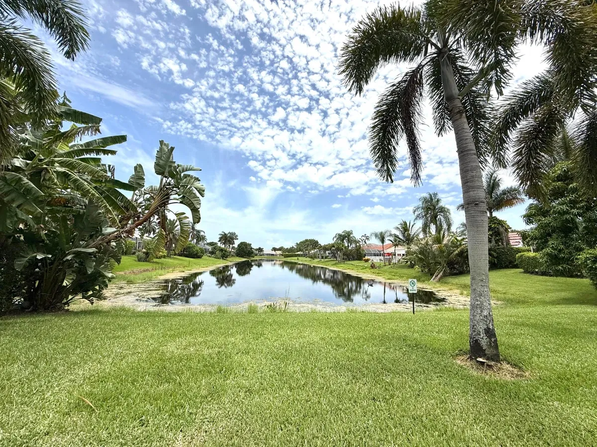 Residence photo 64