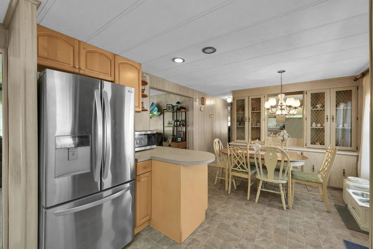 Residence photo 16
