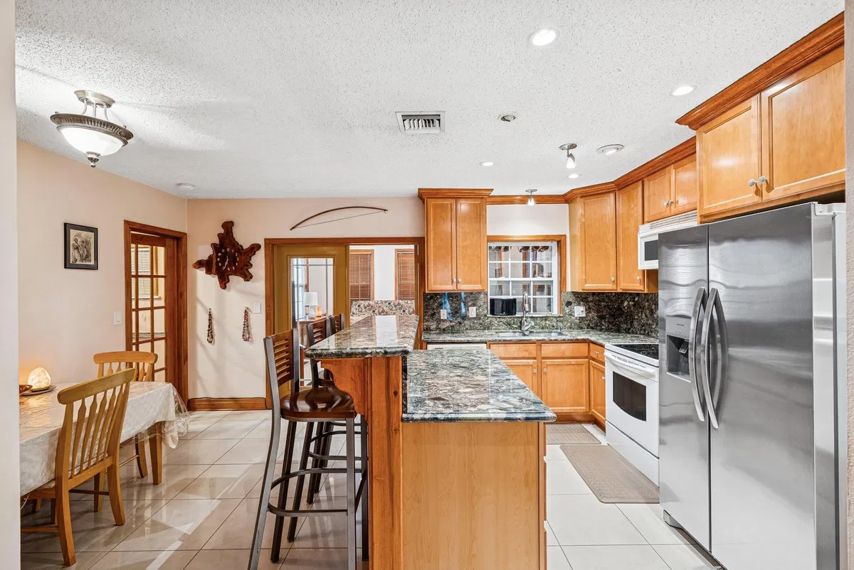 Residence photo 4