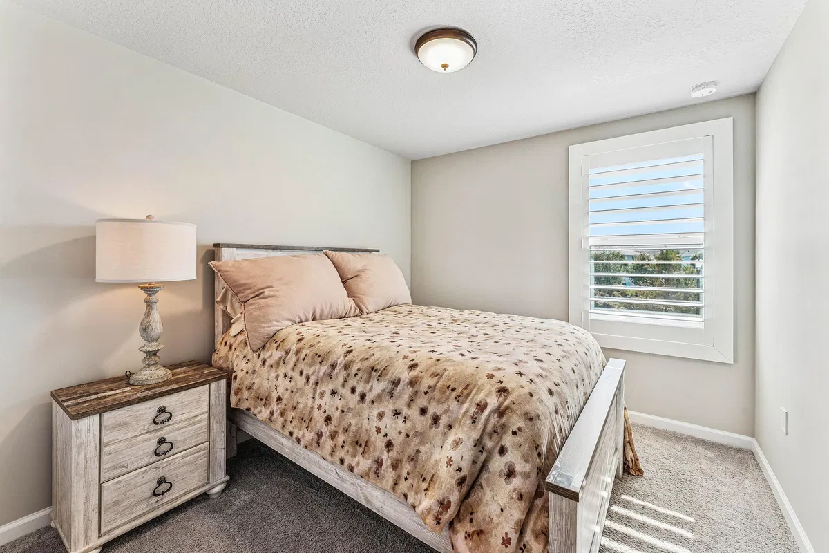  Residence photo 16