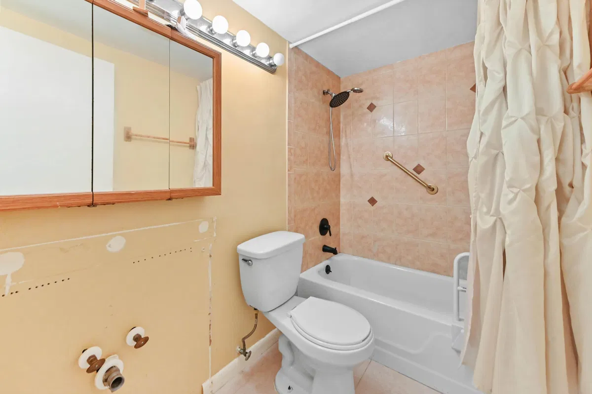  Residence photo 10