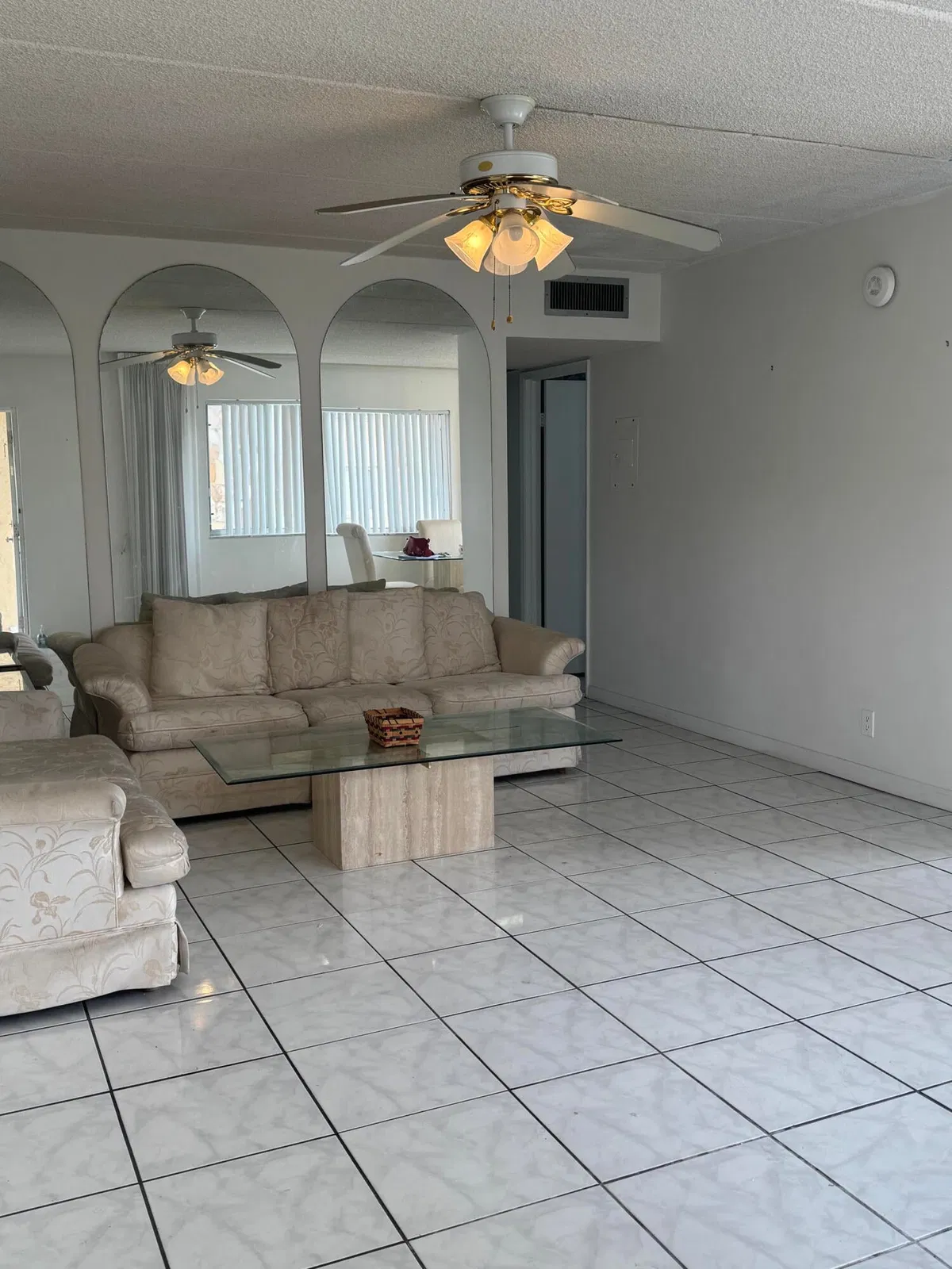  Unit 221 photo 7
