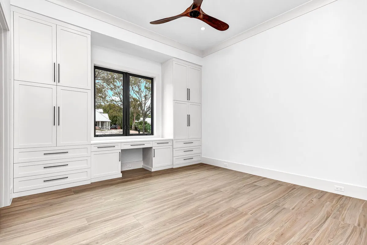  Residence photo 25