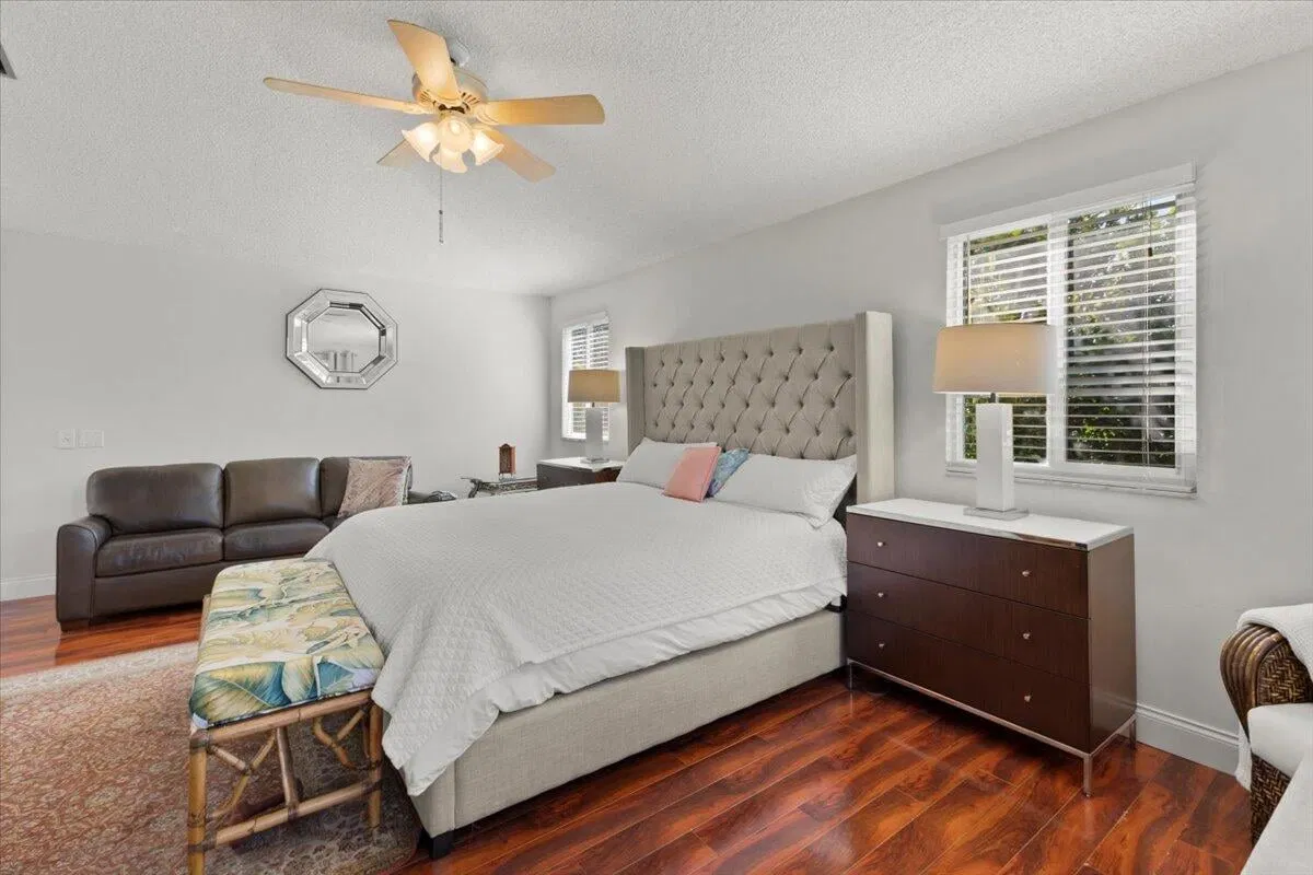 Residence photo 22