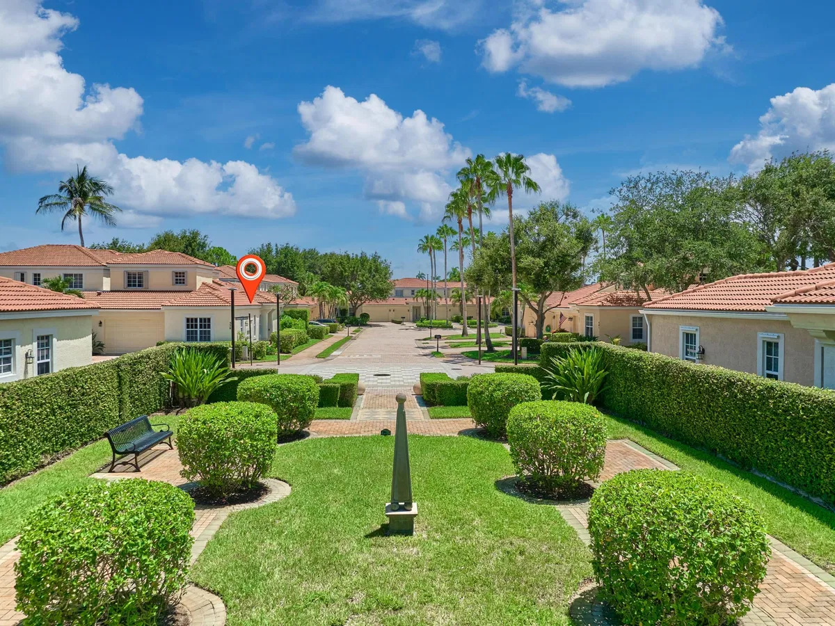 Residence photo 46