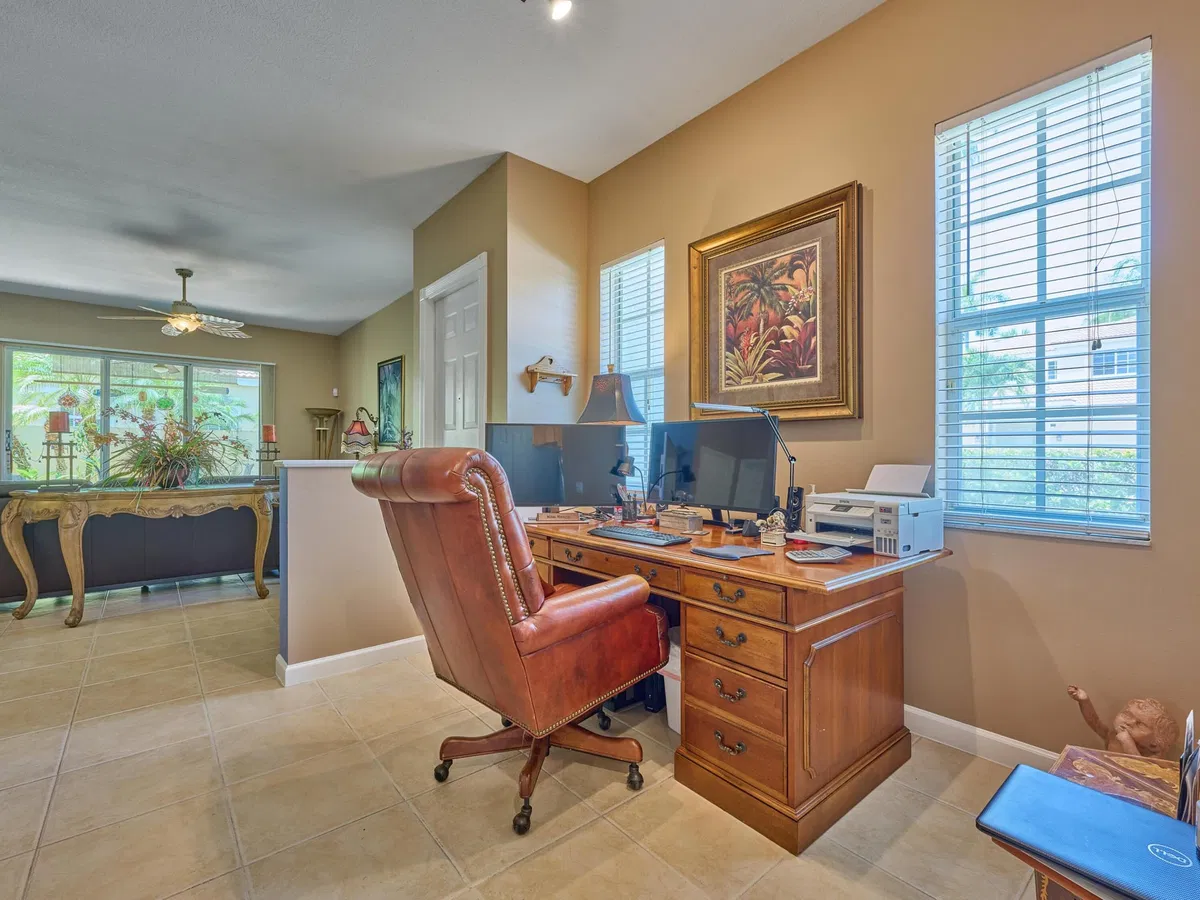 Residence photo 55