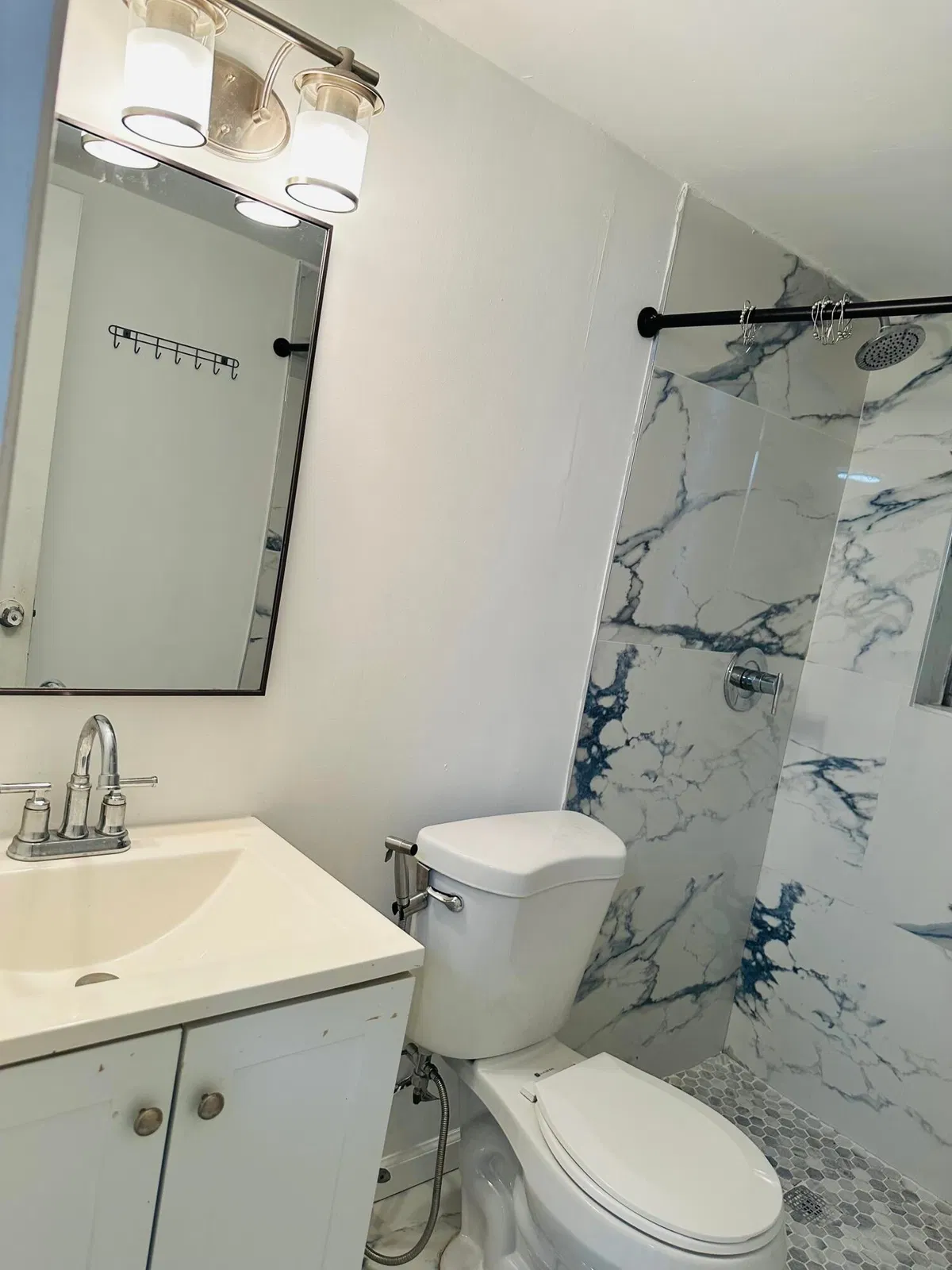 Unit 118 photo 10