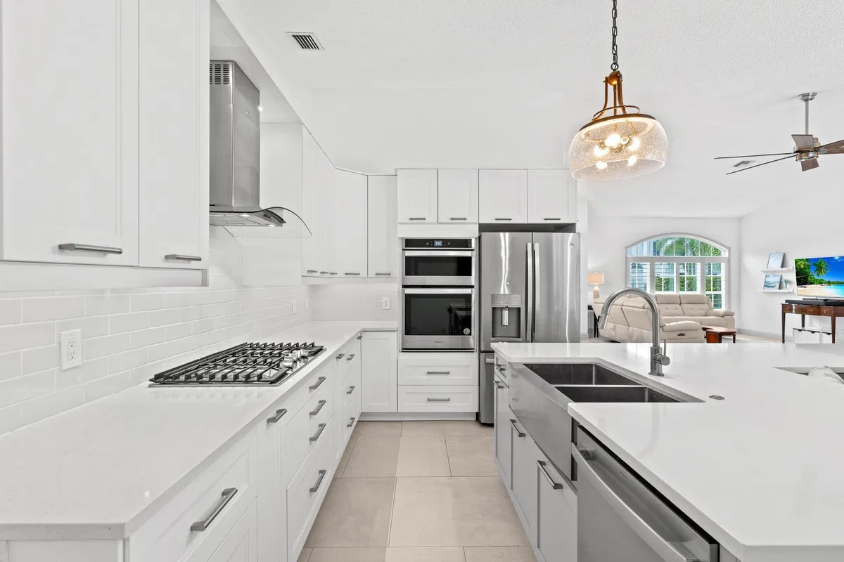  Residence photo 16