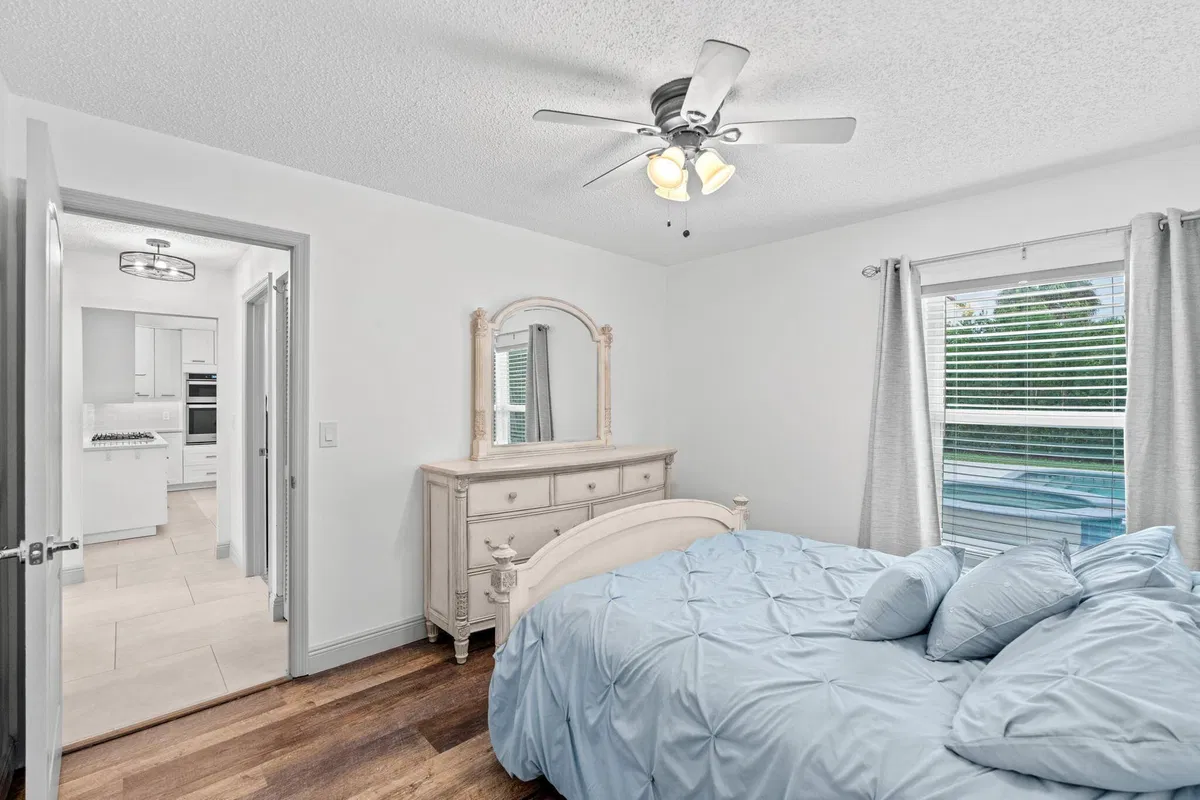  Residence photo 28