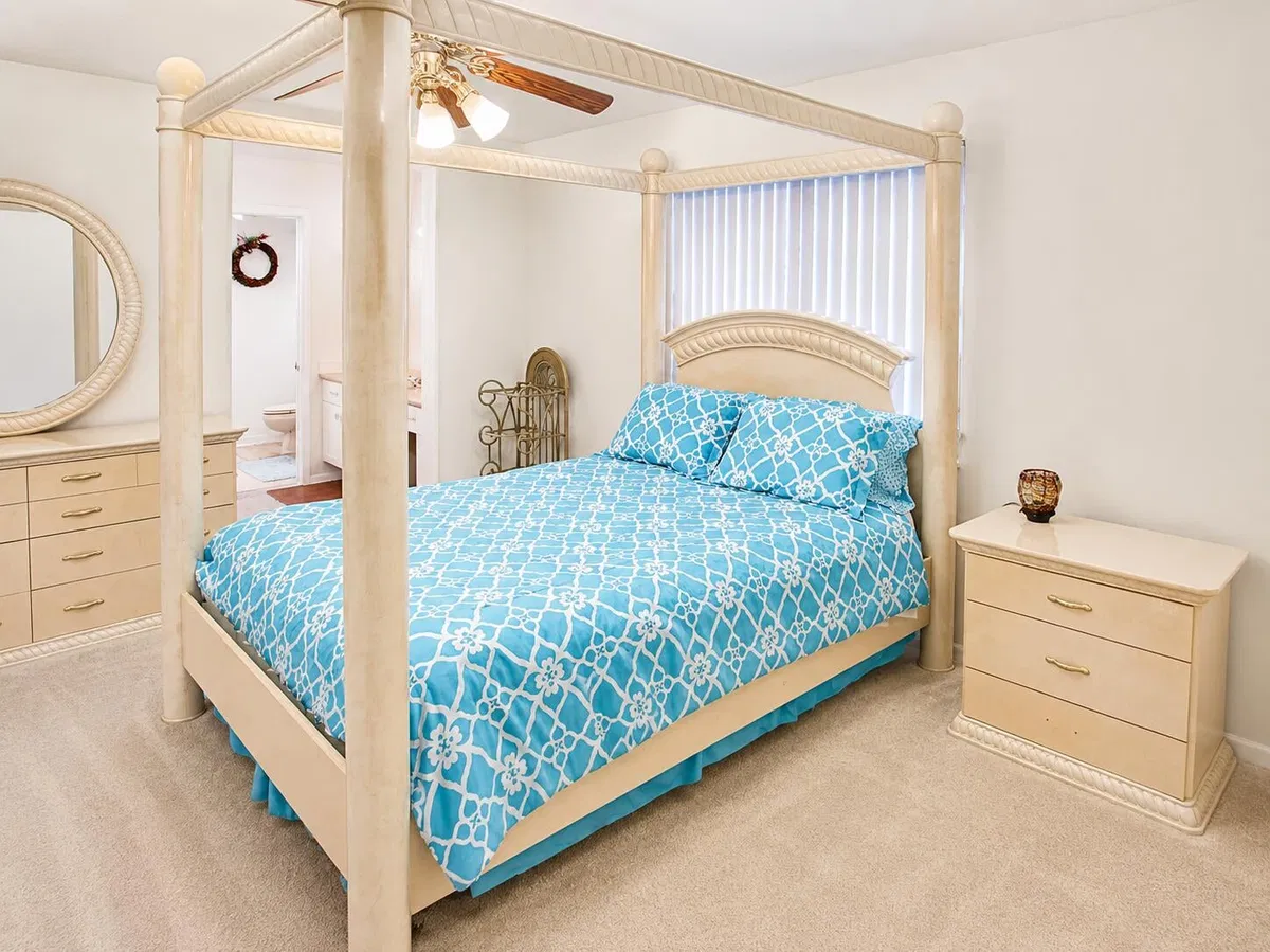 Residence photo 22