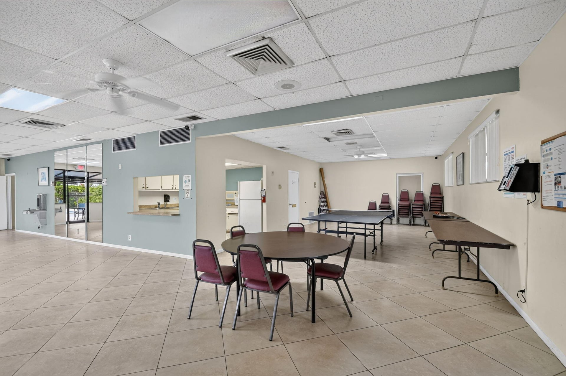Unit J107 photo 43