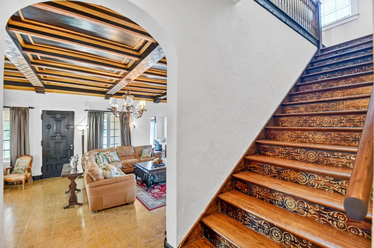  Residence photo 40