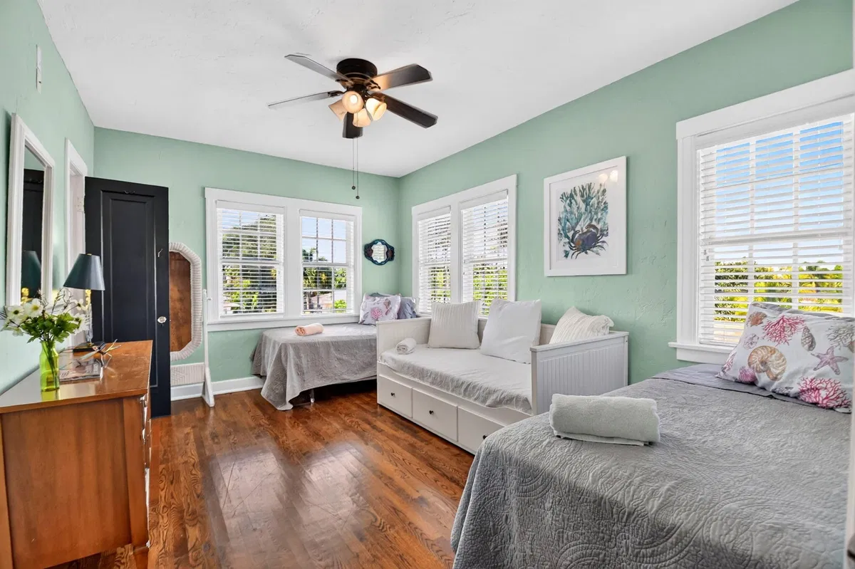  Residence photo 43