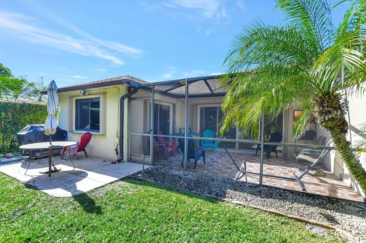 Residence photo 28