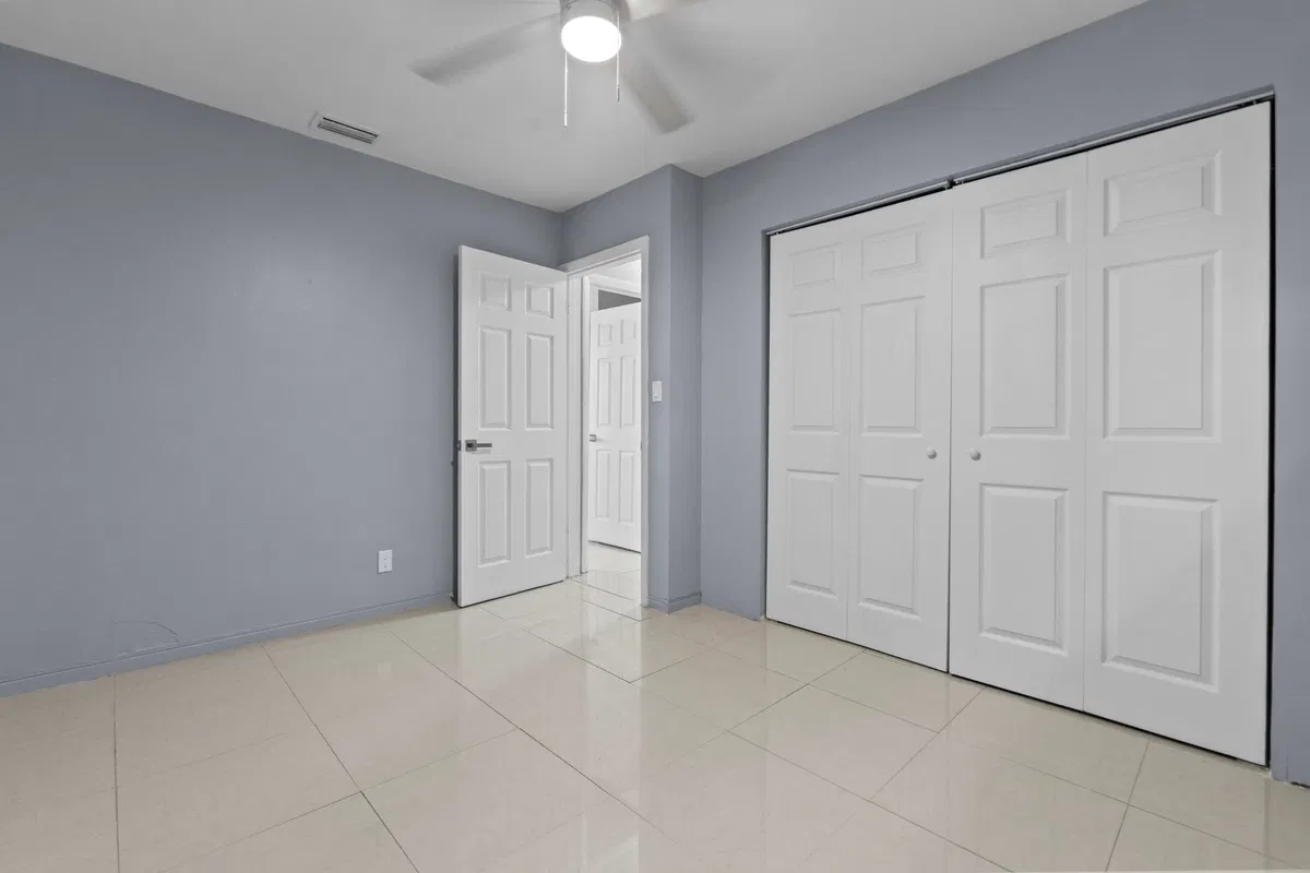 Residence photo 7