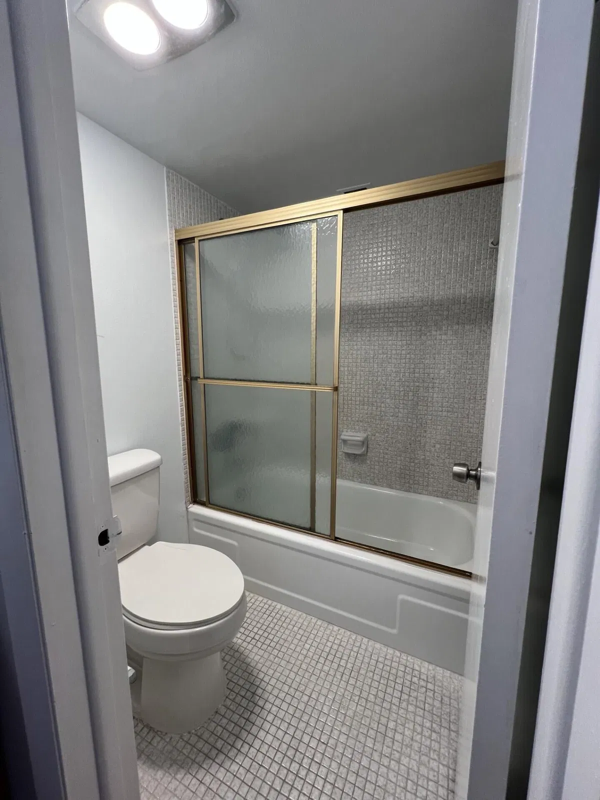 Unit 506 photo 7