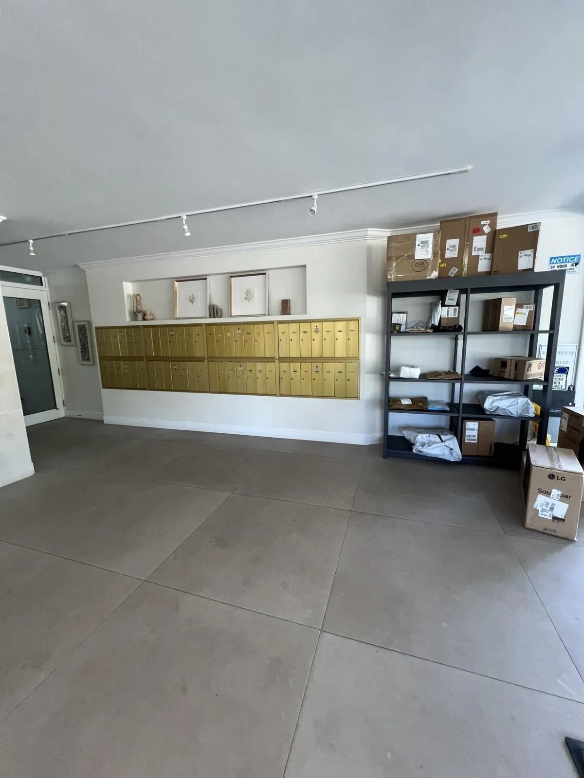 Unit 506 photo 34