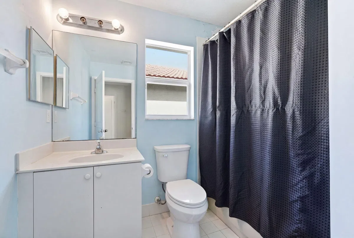Residence photo 25