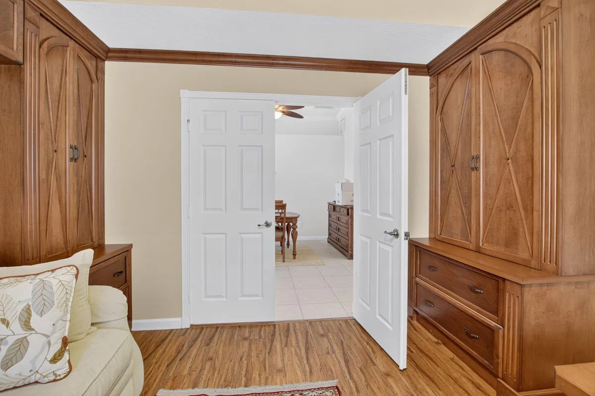 Residence photo 10