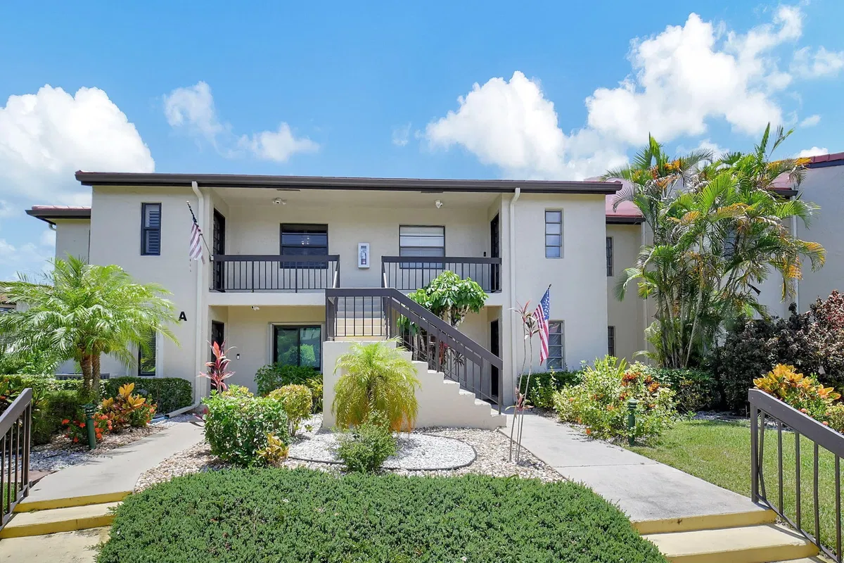 Boca Lago Country Club Homes Unit 8b