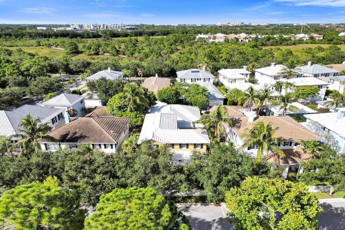 Botanica Residence