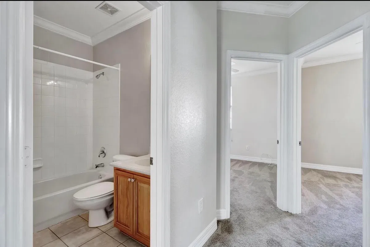 Residence photo 22