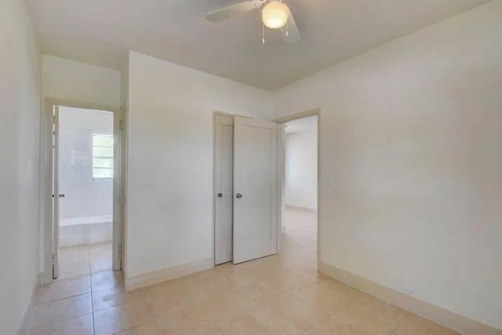 Old Northwood Unit B photo 13