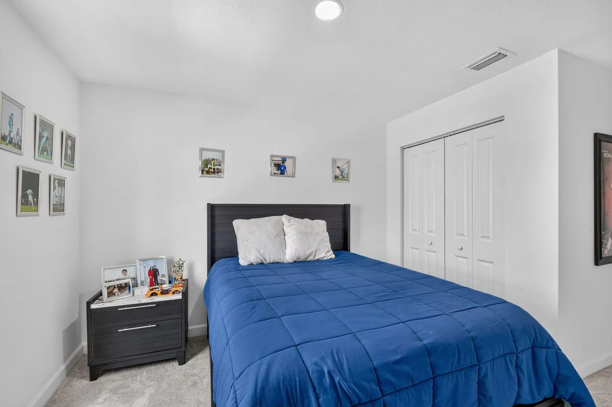 Residence photo 25