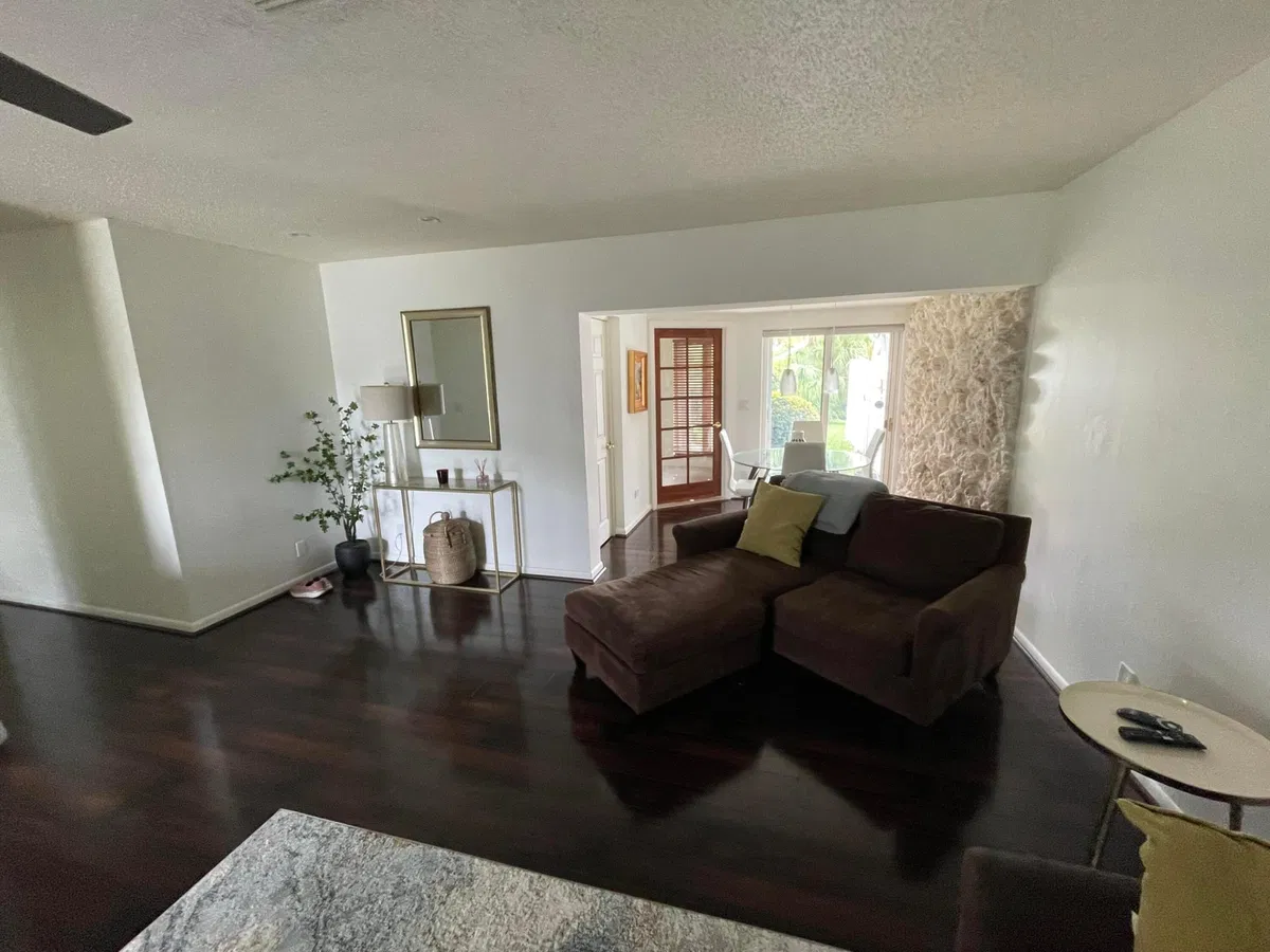 Residence photo 16