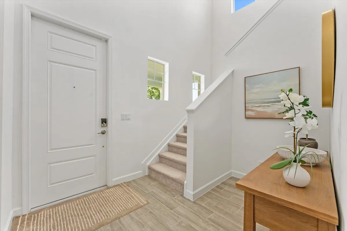  Residence photo 7