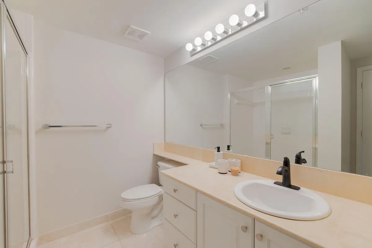 Residence photo 19