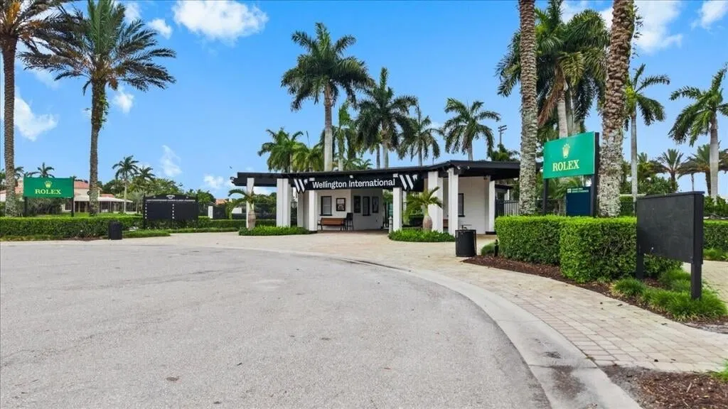  Residence photo 82