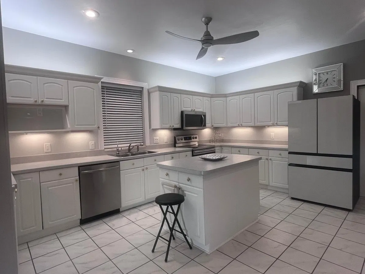 Palm Beach Isles Residence photo 10