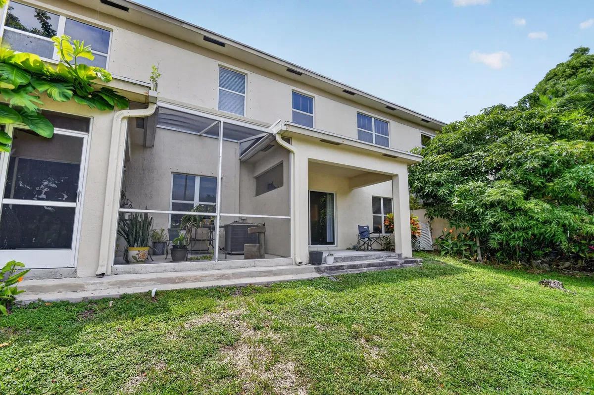  Residence photo 28