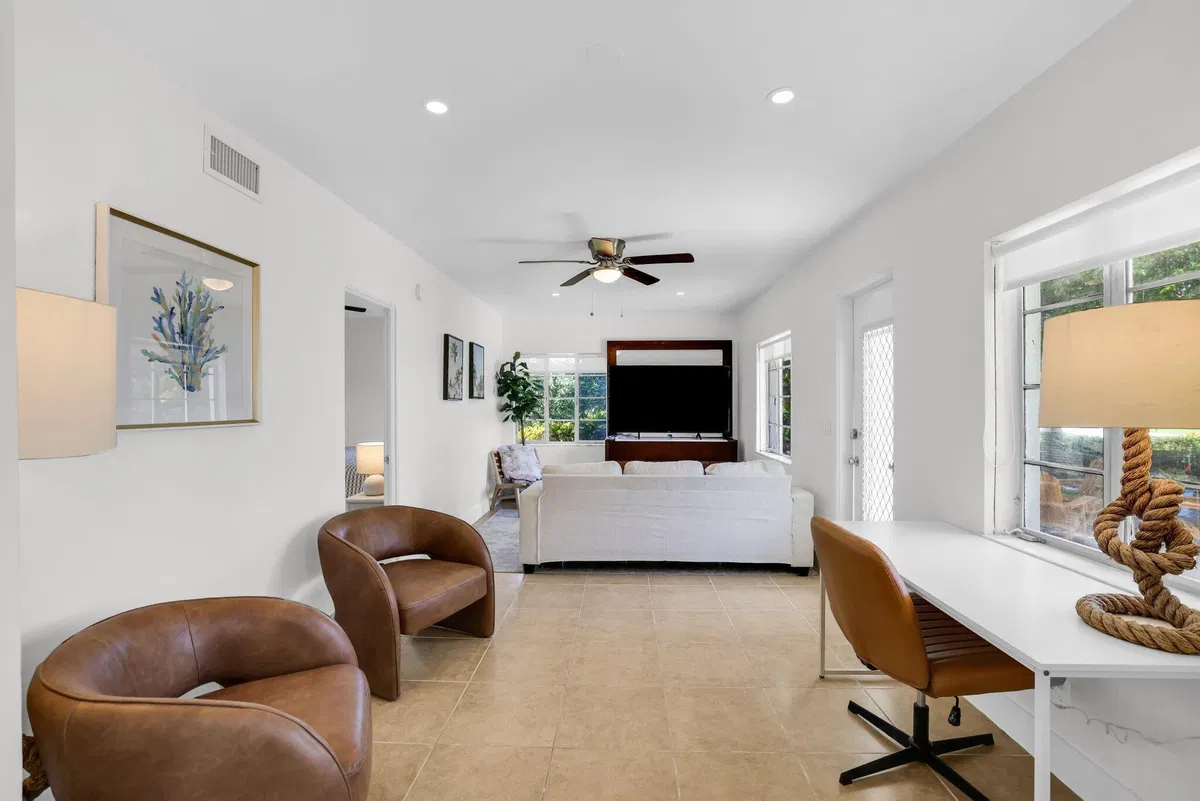 Singer Island Unit 4 photo 4