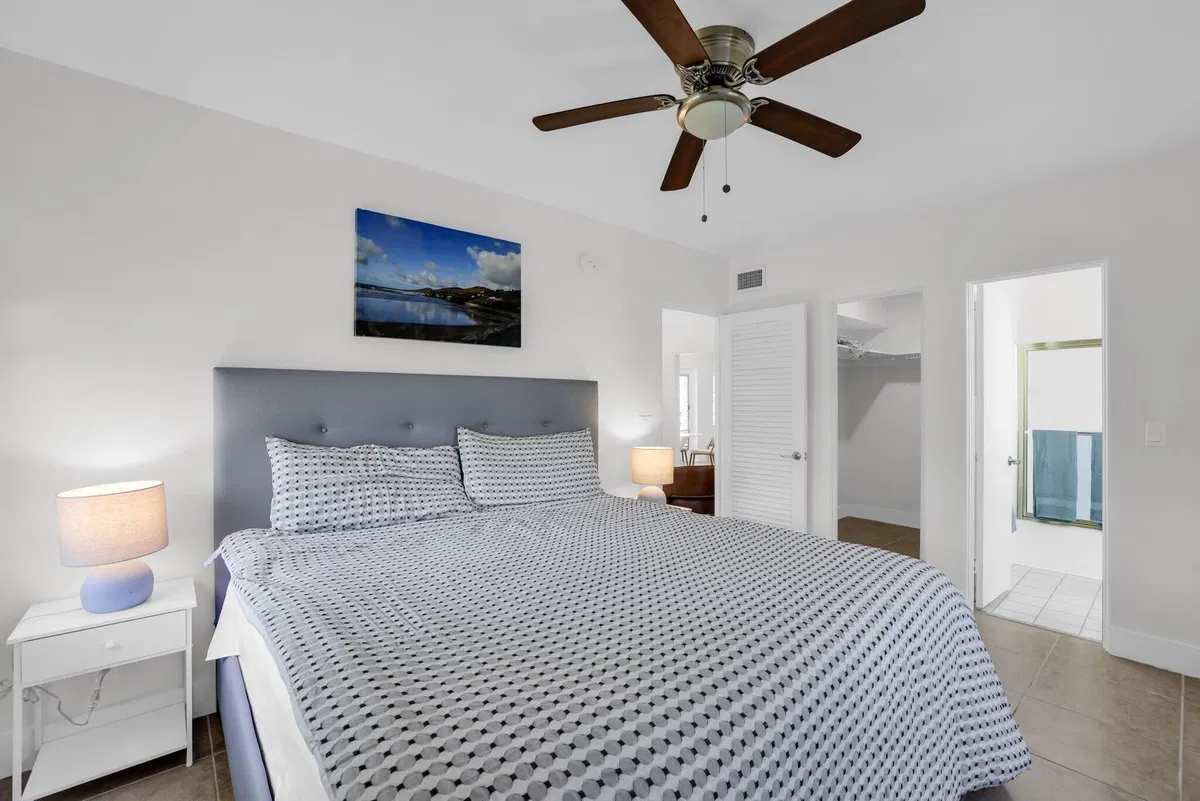 Singer Island Unit 4 photo 7