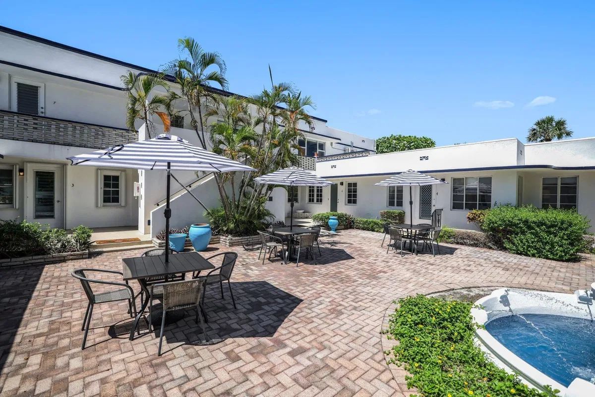 Singer Island Unit 4 photo 19