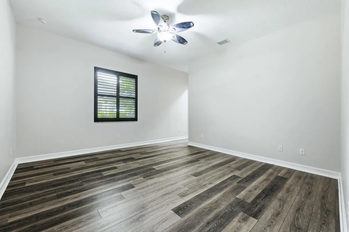 Residence photo 19