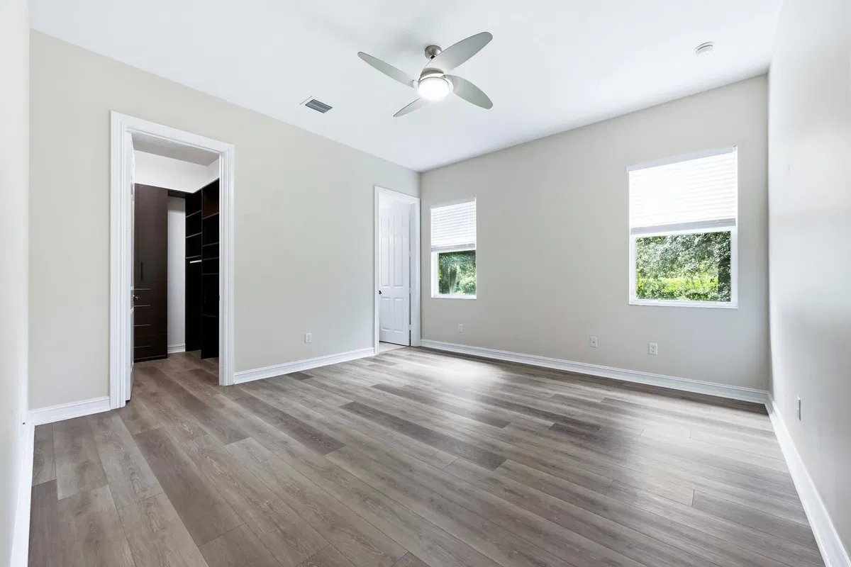 Residence photo 22