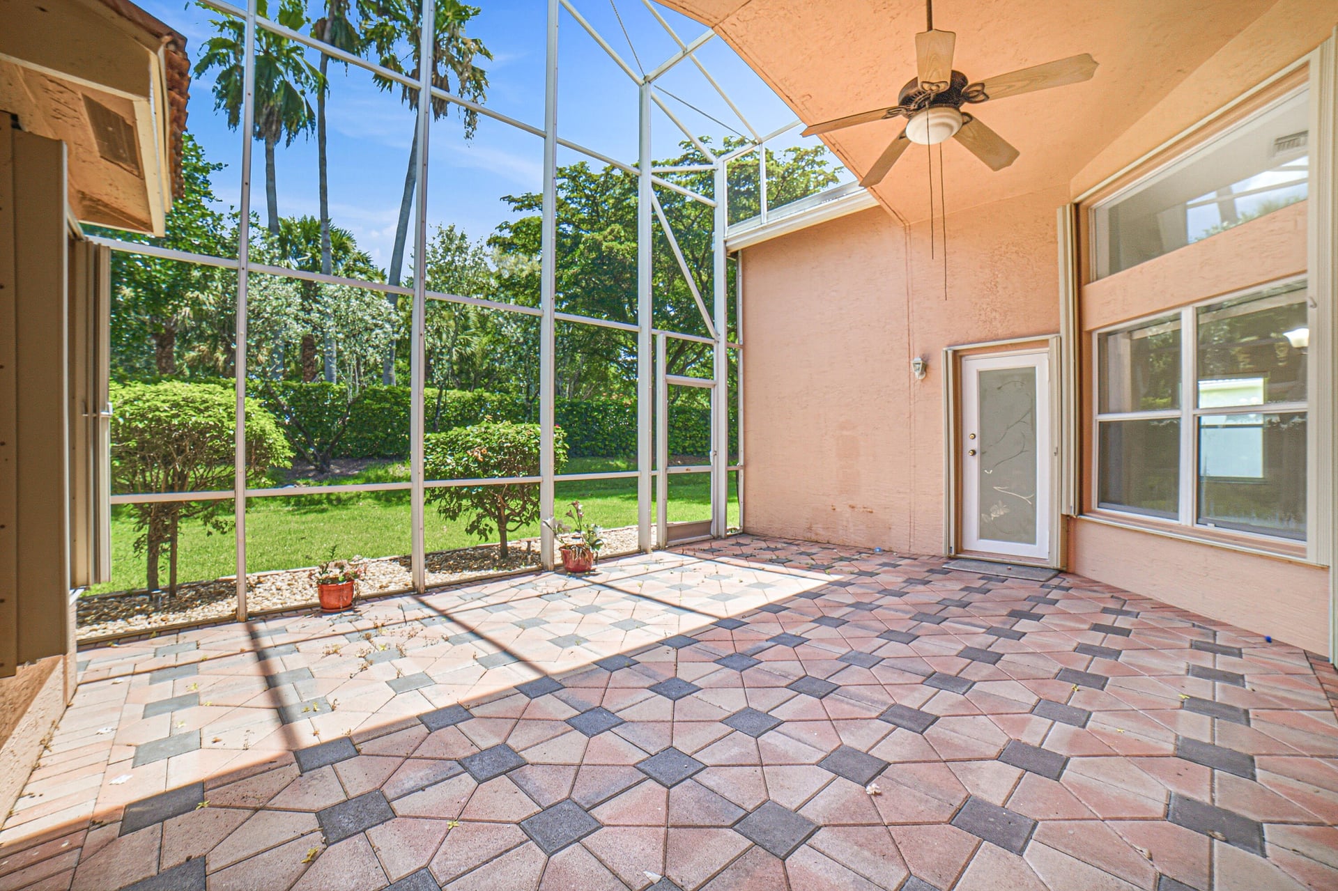  Residence photo 37
