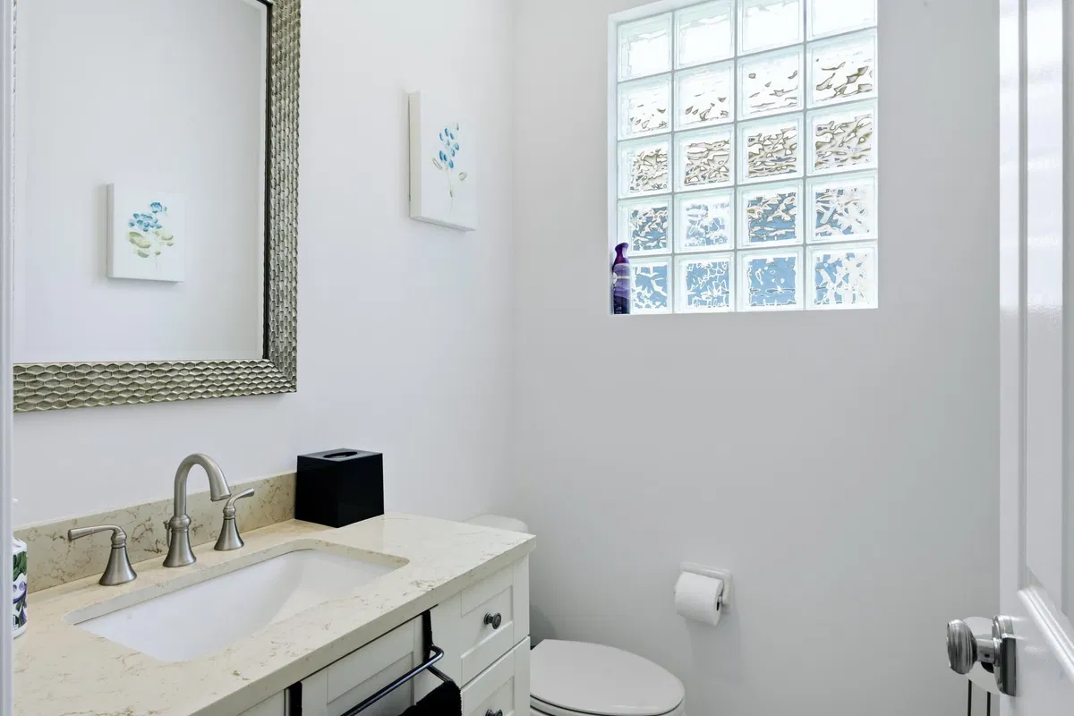 Residence photo 22