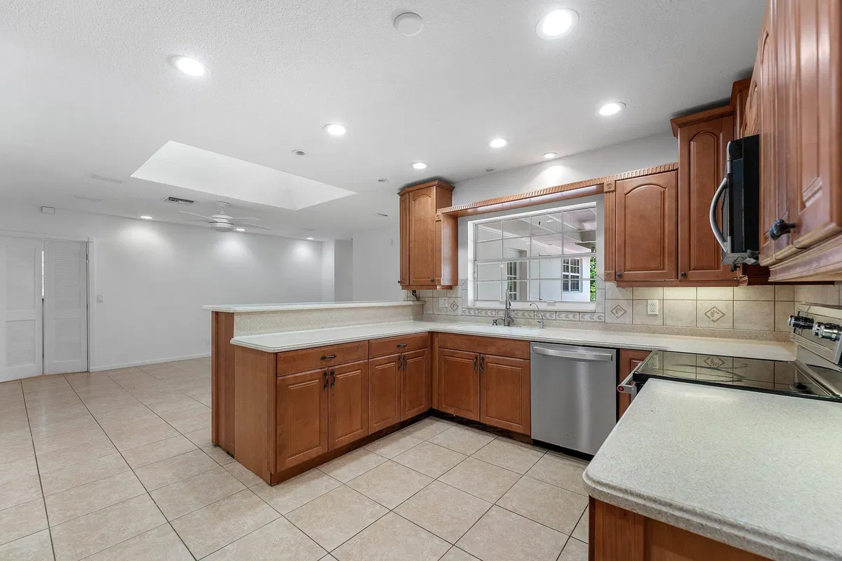  Residence photo 13