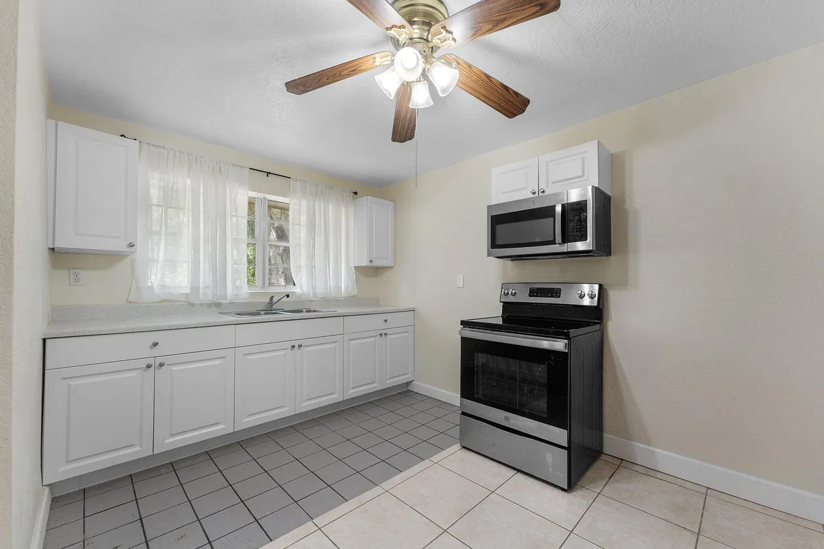  Residence photo 61